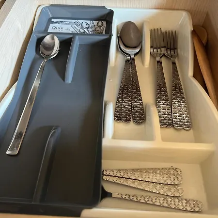 Hills Ii By Rent A Car Mi * ポドゴリツァ